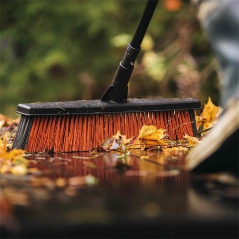 Fiskars 1025926 miotła Wewnętrzna Włosie miękkie/twarde Aluminium Czarny Fiskars 1025926 miotła Wewnętrzna Włosie miękkie/twarde Aluminium Czarny