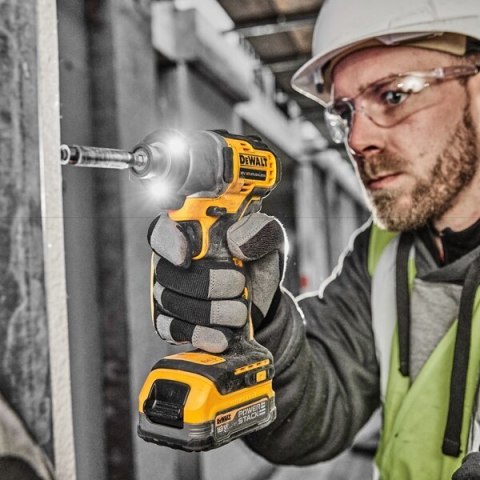DeWALT DCF840NT-XJ wkrętak zasilany/zakrętark udarowy Czarny, Żółty DeWALT DCF840NT-XJ wkrętak zasilany/zakrętark udarowy Czarny, Żółty