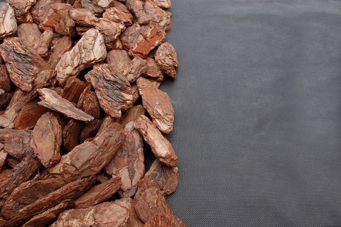 AGROWŁÓKNINA AGROSTOP 50G CZARNA 1.6*20M AGROWŁÓKNINA AGROSTOP 50G CZARNA 1.6*20M